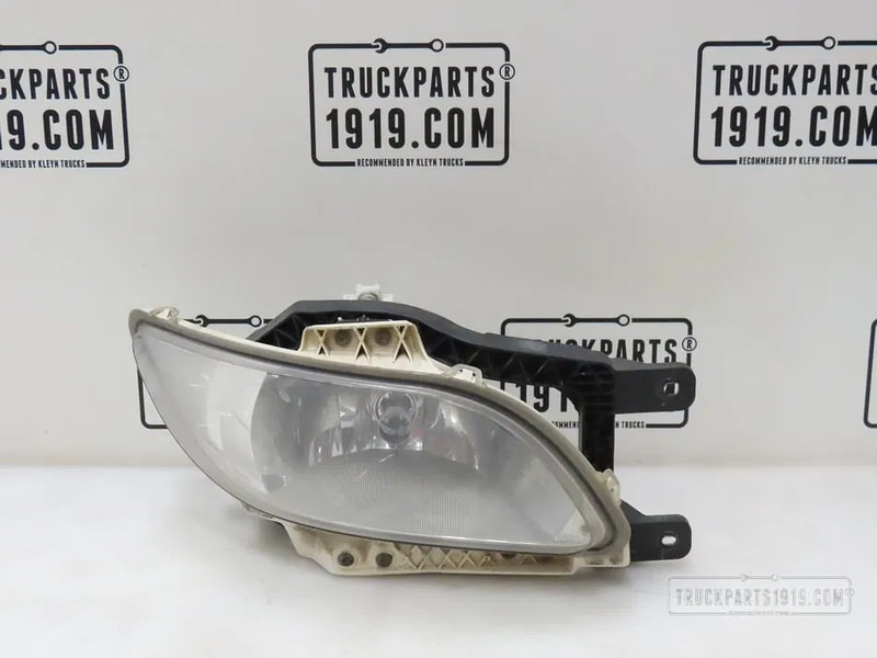 DAF 2032706 Lighting Mistlamp Re. - Fog light for Truck: picture 1 DAF 2032706 Lighting Mistlamp Re. - Fog light for Truck: picture 1