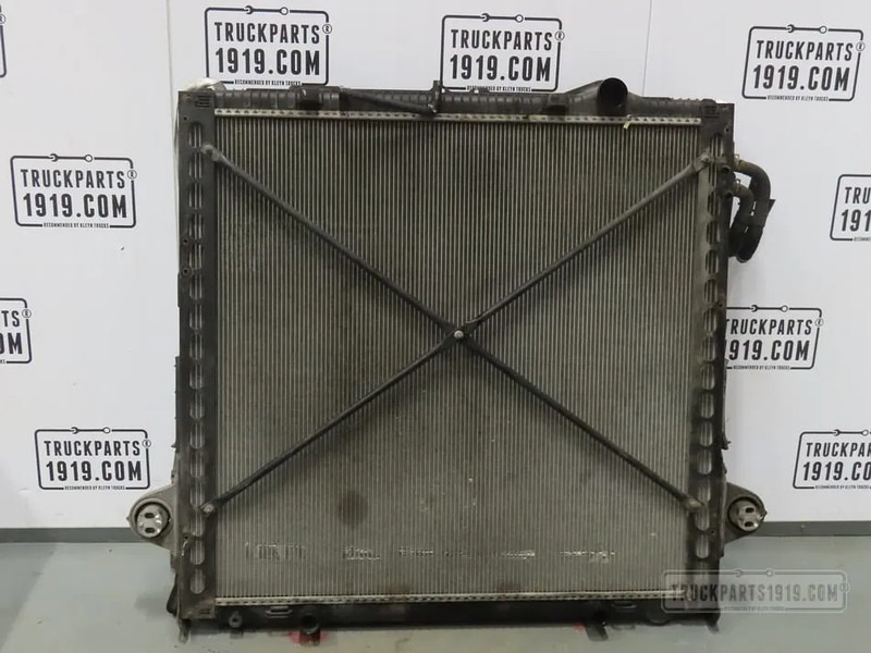 DAF 2125896 Radiateur DAF XF 106 - Radiator for Truck: picture 1 DAF 2125896 Radiateur DAF XF 106 - Radiator for Truck: picture 1