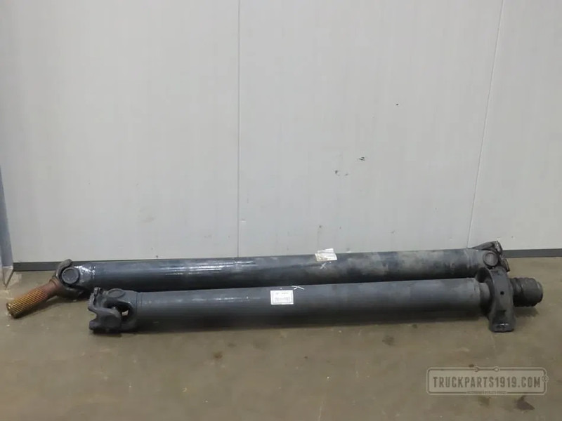 Iveco Axle & Steering Parts Aandrijfas Iveco - Drive shaft for Truck: picture 1 Iveco Axle & Steering Parts Aandrijfas Iveco - Drive shaft for Truck: picture 1