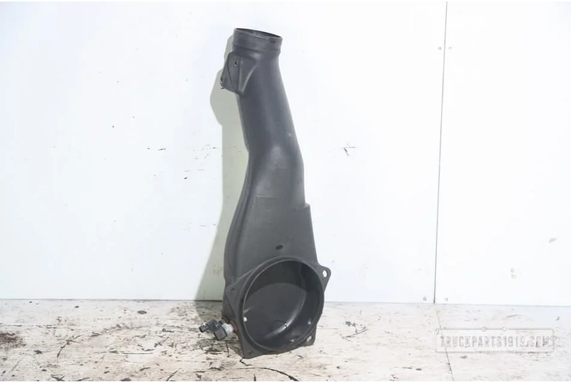 Iveco Body & Chassis Parts lucht filter buis - Air intake system for Truck: picture 1 Iveco Body & Chassis Parts lucht filter buis - Air intake system for Truck: picture 1