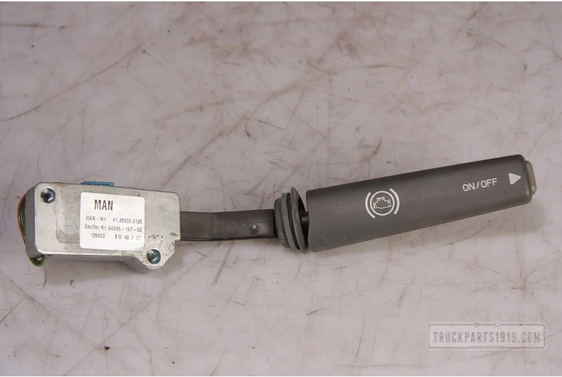 MAN Electrical System Stuurkolom schak. motorrem - Steering column switch for Truck: picture 1 MAN Electrical System Stuurkolom schak. motorrem - Steering column switch for Truck: picture 1