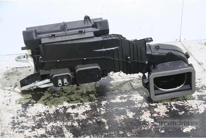 Mercedes-Benz Heating, Ventilation & AC Verwarming Mercedes Sprinter - Heating/ Ventilation for Truck: picture 1 Mercedes-Benz Heating, Ventilation & AC Verwarming Mercedes Sprinter - Heating/ Ventilation for Truck: picture 1