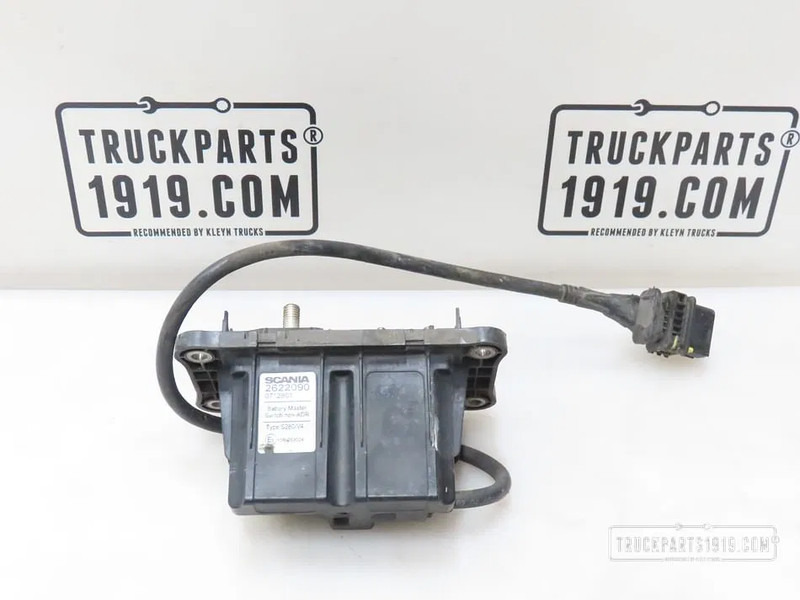 Scania 2622090 Hoofdstroomschakelaar Scania - Dashboard for Truck: picture 1 Scania 2622090 Hoofdstroomschakelaar Scania - Dashboard for Truck: picture 1