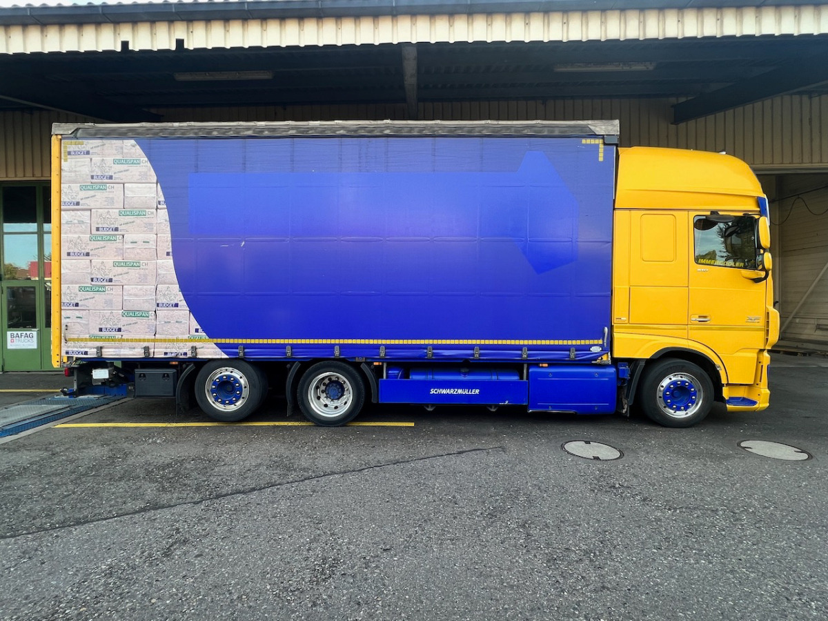 DAF XF 510 Jumbo - Curtain side truck: picture 3 DAF XF 510 Jumbo - Curtain side truck: picture 3