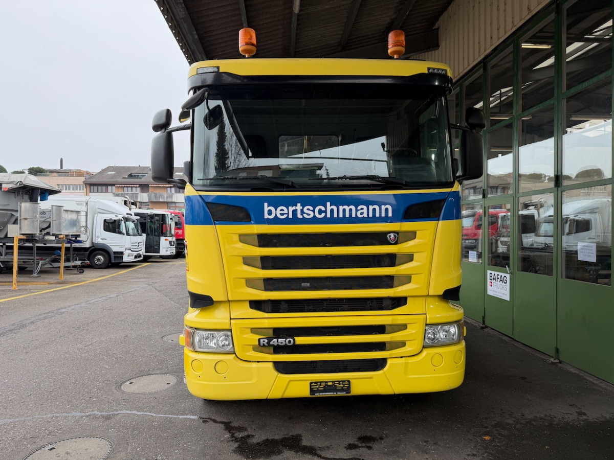 SCANIA R450 8x4 - Hook lift truck: picture 3 SCANIA R450 8x4 - Hook lift truck: picture 3