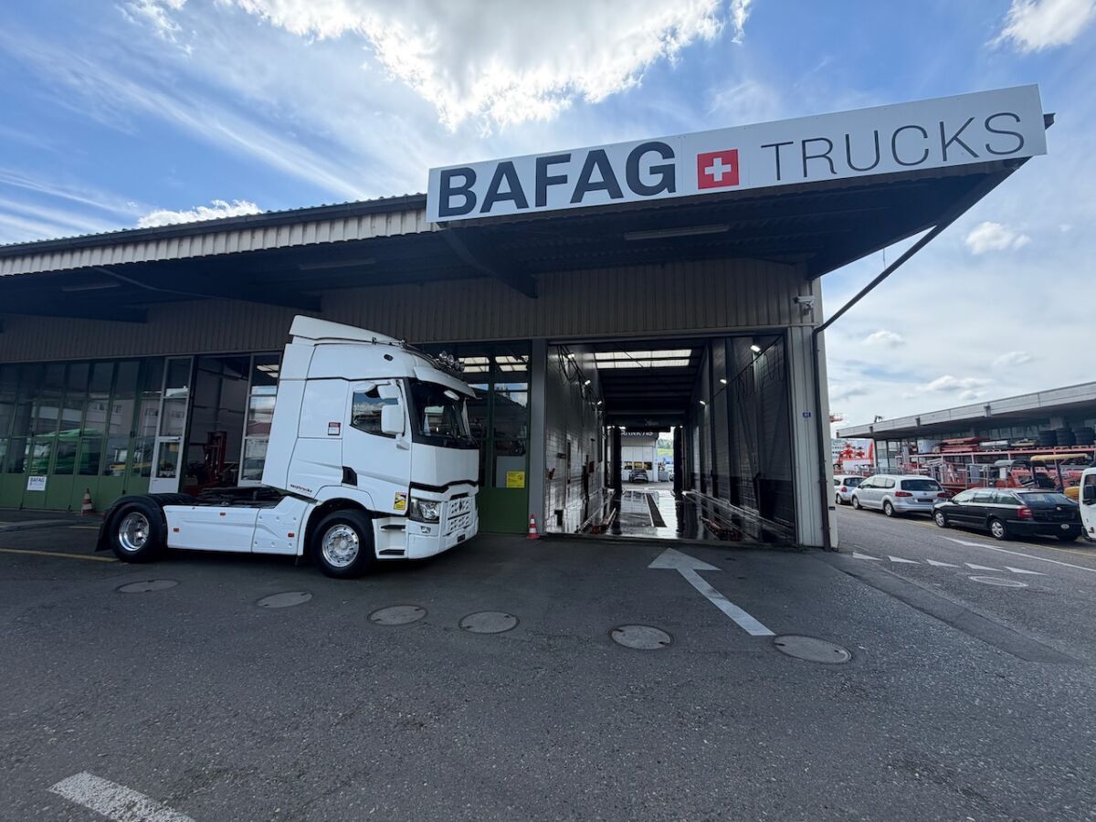 RENAULT T460 - Tractor unit: picture 2 RENAULT T460 - Tractor unit: picture 2