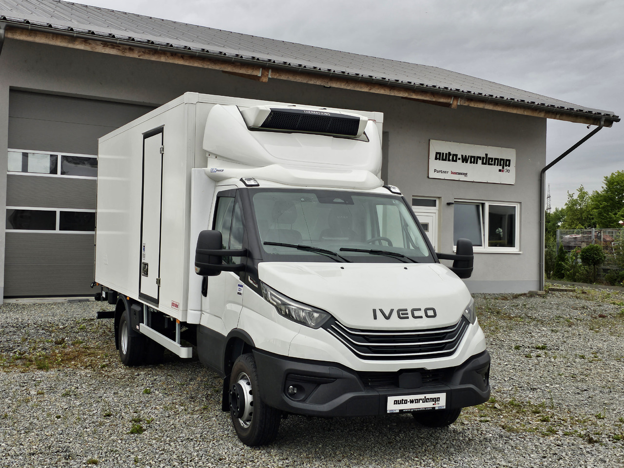 Iveco Daily 70C18 Kühlkoffer LBW BÃR - Refrigerated delivery van: picture 1 Iveco Daily 70C18 Kühlkoffer LBW BÃR - Refrigerated delivery van: picture 1