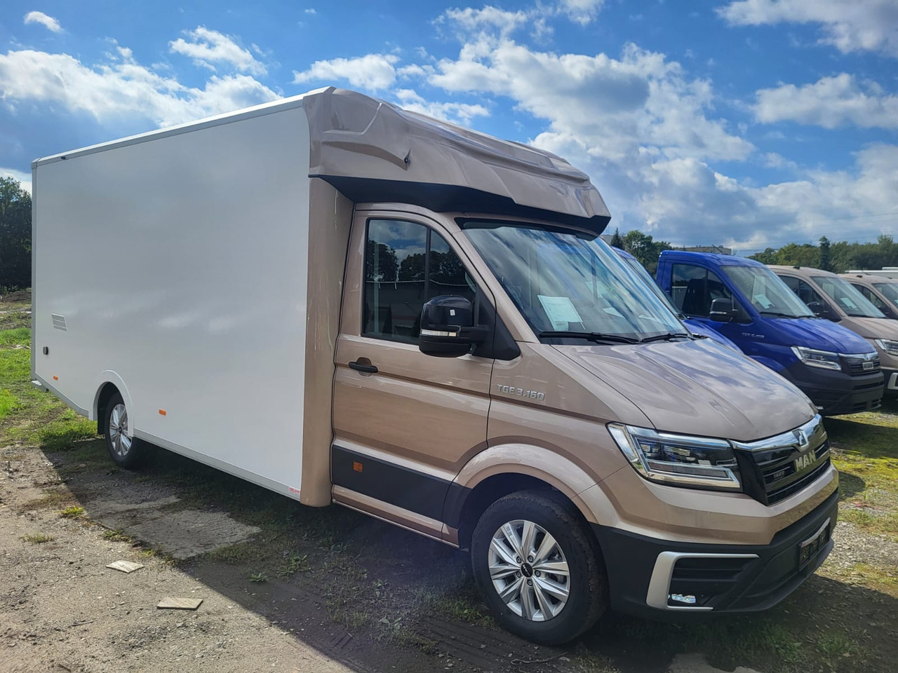 MAN TGE 3.180 Koffer mit Schlafbett - Closed box van, Combi van: picture 1 MAN TGE 3.180 Koffer mit Schlafbett - Closed box van, Combi van: picture 1