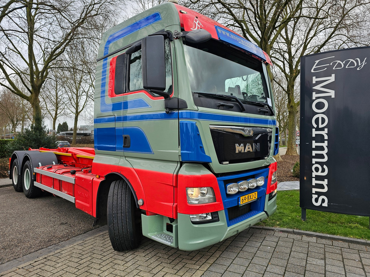MAN TGX 26.560 XLX 6X4 - Hook lift truck: picture 1 MAN TGX 26.560 XLX 6X4 - Hook lift truck: picture 1