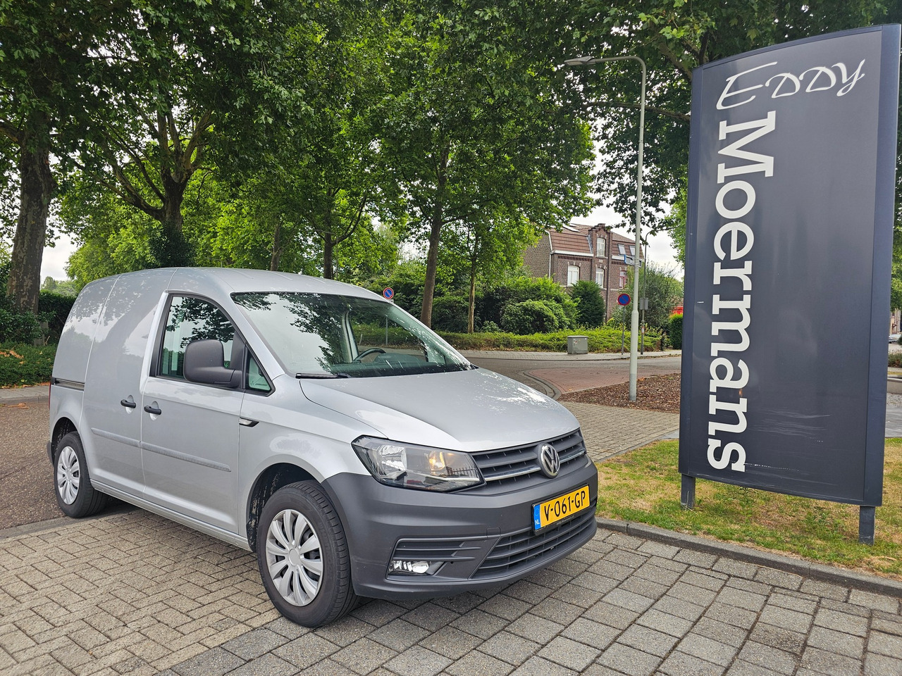 Volkswagen Caddy - Small van: picture 1 Volkswagen Caddy - Small van: picture 1