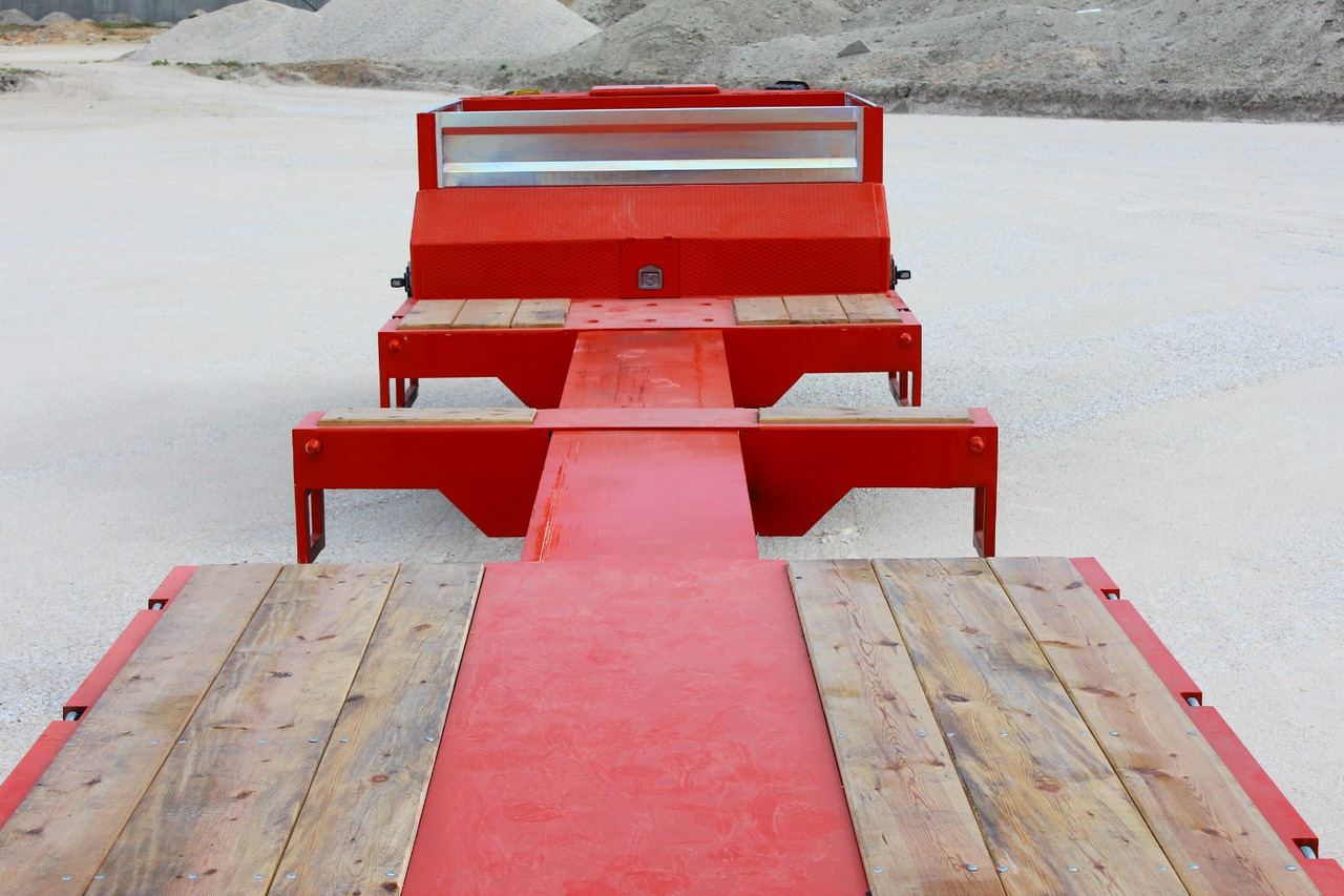 EMIRSAN Immediate Delivery From Stock - 3 Axle 60 Tons Capacity Lowbed - Low loader semi-trailer: picture 5 EMIRSAN Immediate Delivery From Stock - 3 Axle 60 Tons Capacity Lowbed - Low loader semi-trailer: picture 5