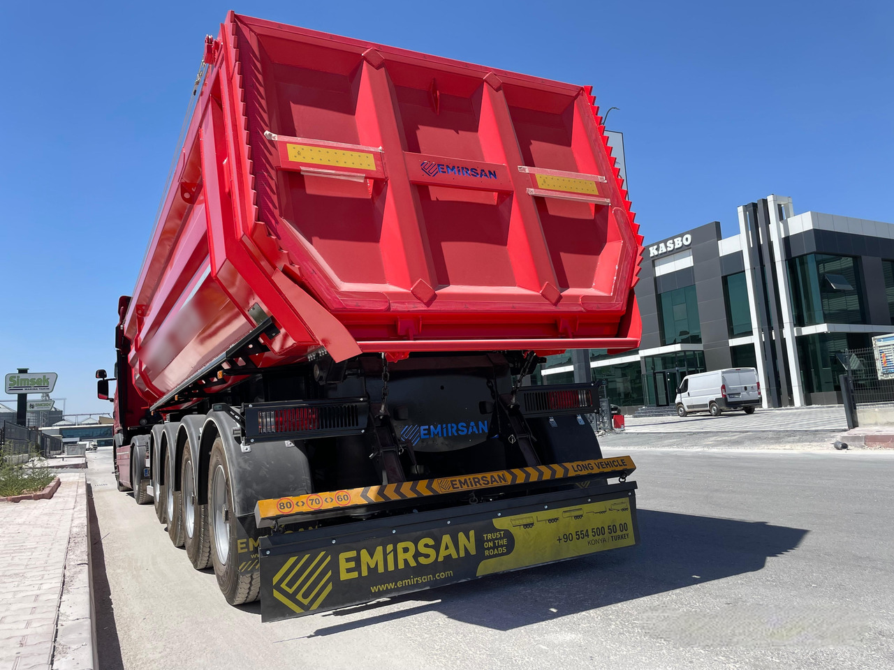 EMIRSAN SELF-STEERING, 4 AXLE U TYPE TIPPER - Tipper semi-trailer: picture 2 EMIRSAN SELF-STEERING, 4 AXLE U TYPE TIPPER - Tipper semi-trailer: picture 2
