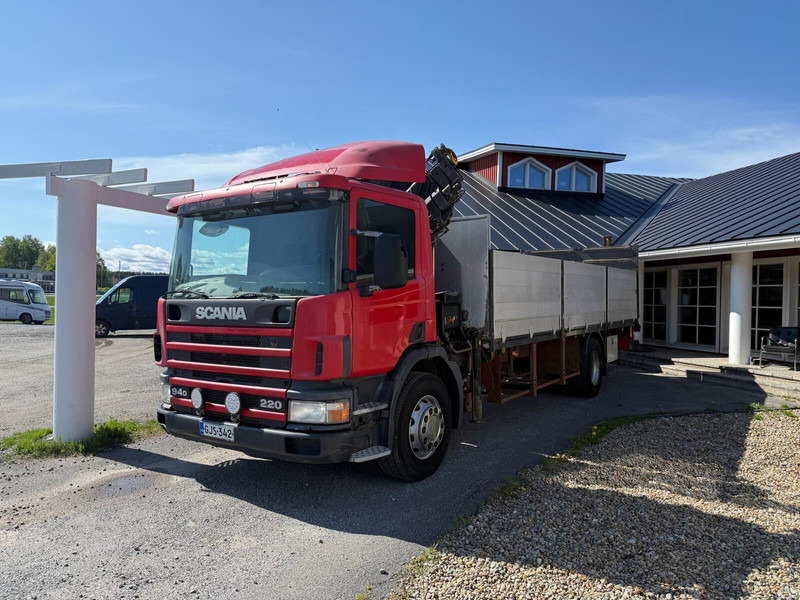 Scania P94D - Dropside/ Flatbed truck, Crane truck: picture 1 Scania P94D - Dropside/ Flatbed truck, Crane truck: picture 1