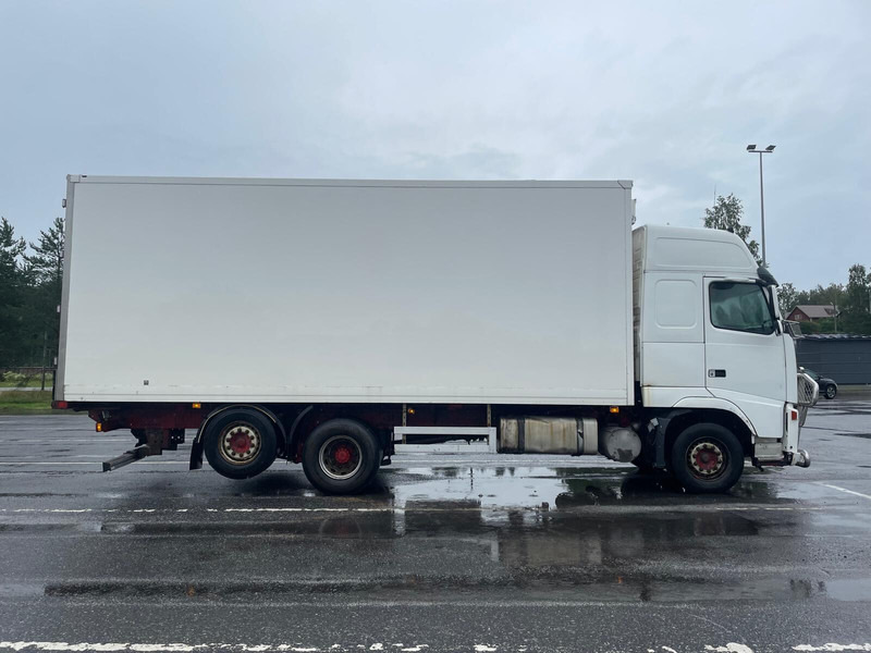 Volvo FH500 Globe XL - Box truck: picture 2 Volvo FH500 Globe XL - Box truck: picture 2