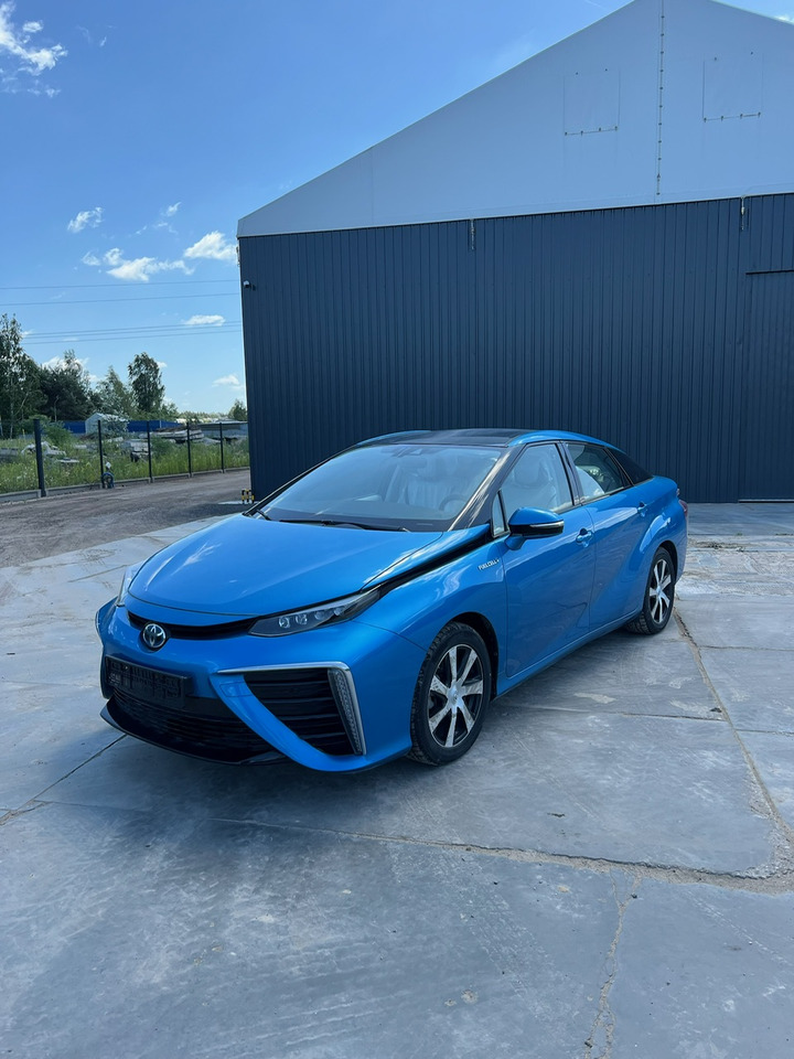 Toyota Mirai - Sedan: picture 2 Toyota Mirai - Sedan: picture 2