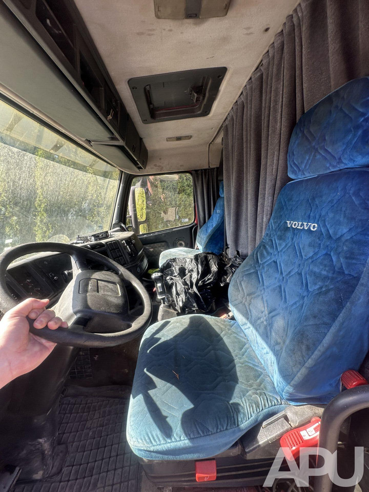 Volvo FH12 340 LAWETA leasing Volvo FH12 340 LAWETA: picture 12