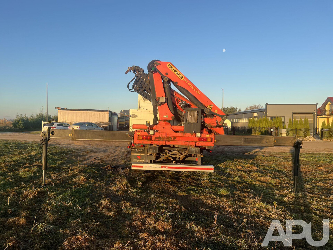 Volvo FM12 - Dropside/ Flatbed truck, Crane truck: picture 4 Volvo FM12 - Dropside/ Flatbed truck, Crane truck: picture 4