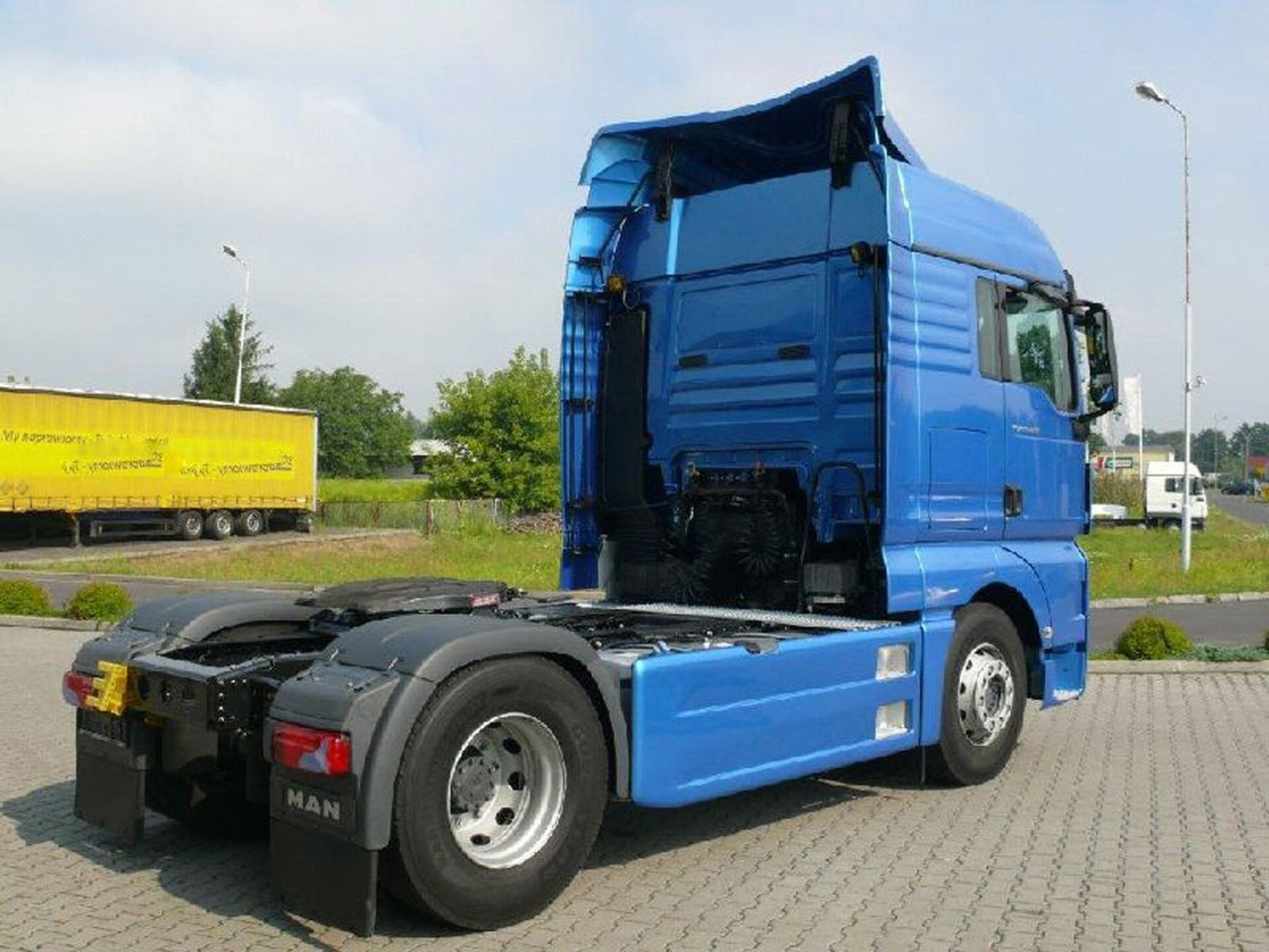 MAN TGA TGX ZIJSKIRT SET WB 3600MM EURO 3-5 PRIMER 000078 - Body and exterior for Truck: picture 4 MAN TGA TGX ZIJSKIRT SET WB 3600MM EURO 3-5 PRIMER 000078 - Body and exterior for Truck: picture 4