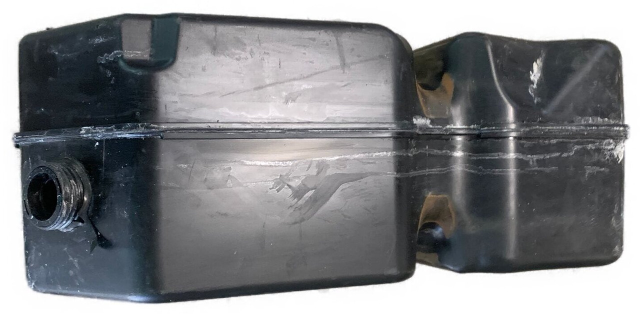 SC ADBLUE / REDUCTANT TANK 105 DM³ 2393232U - AdBlue tank for Truck: picture 4 SC ADBLUE / REDUCTANT TANK 105 DM³ 2393232U - AdBlue tank for Truck: picture 4