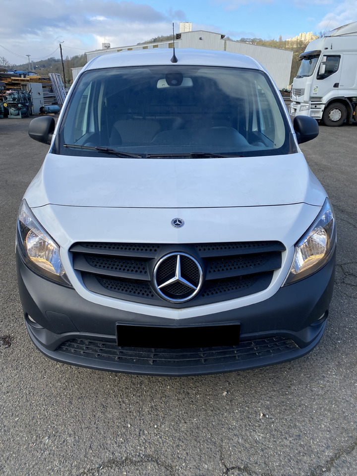 MERCEDES BENZ Citan fourgon porte latérale - Small van: picture 4 MERCEDES BENZ Citan fourgon porte latérale - Small van: picture 4