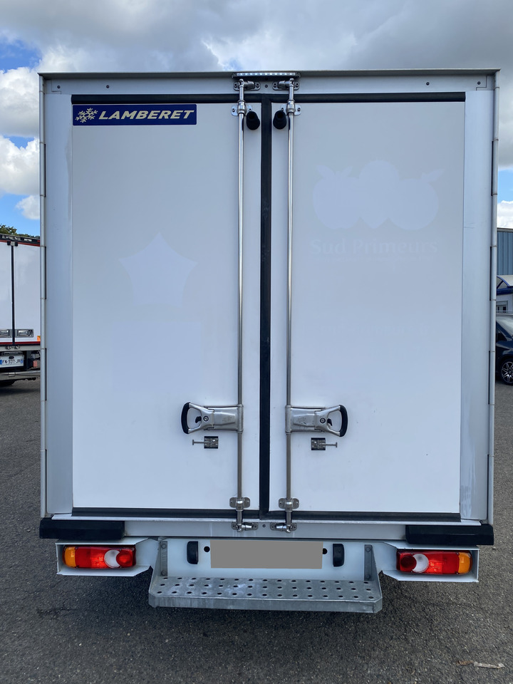 RENAULT Master frigorigique - Refrigerated delivery van: picture 4 RENAULT Master frigorigique - Refrigerated delivery van: picture 4