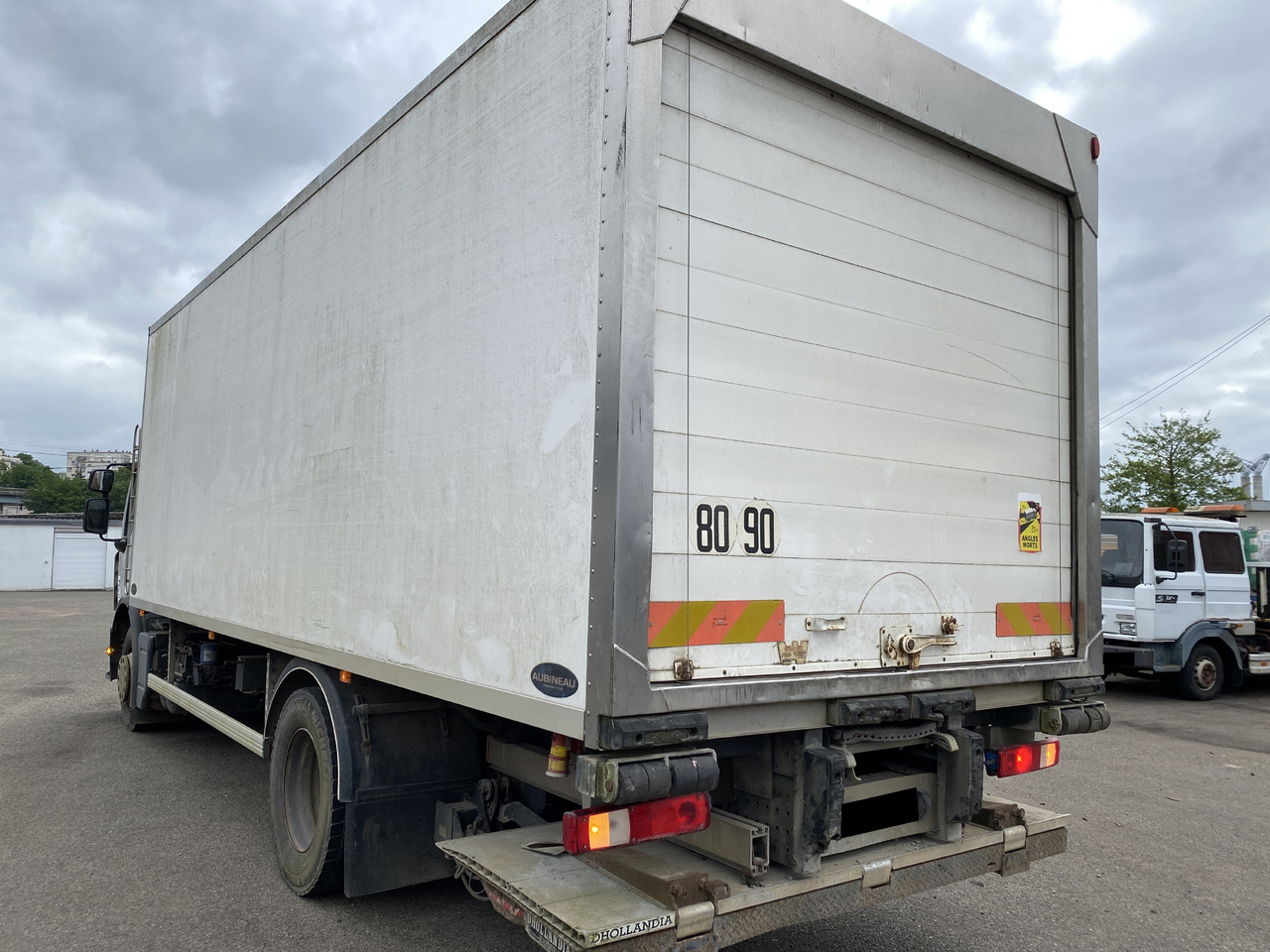 RENAULT PREMIUM 280 - Refrigerator truck: picture 5 RENAULT PREMIUM 280 - Refrigerator truck: picture 5