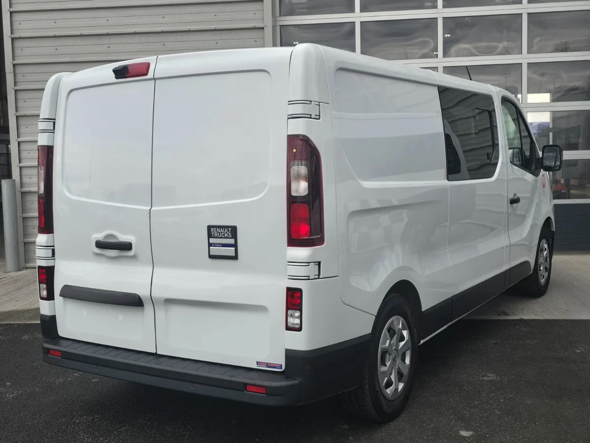 2025 Renault Trafic E-Tech Crew Cab - Combi van: picture 4 2025 Renault Trafic E-Tech Crew Cab - Combi van: picture 4