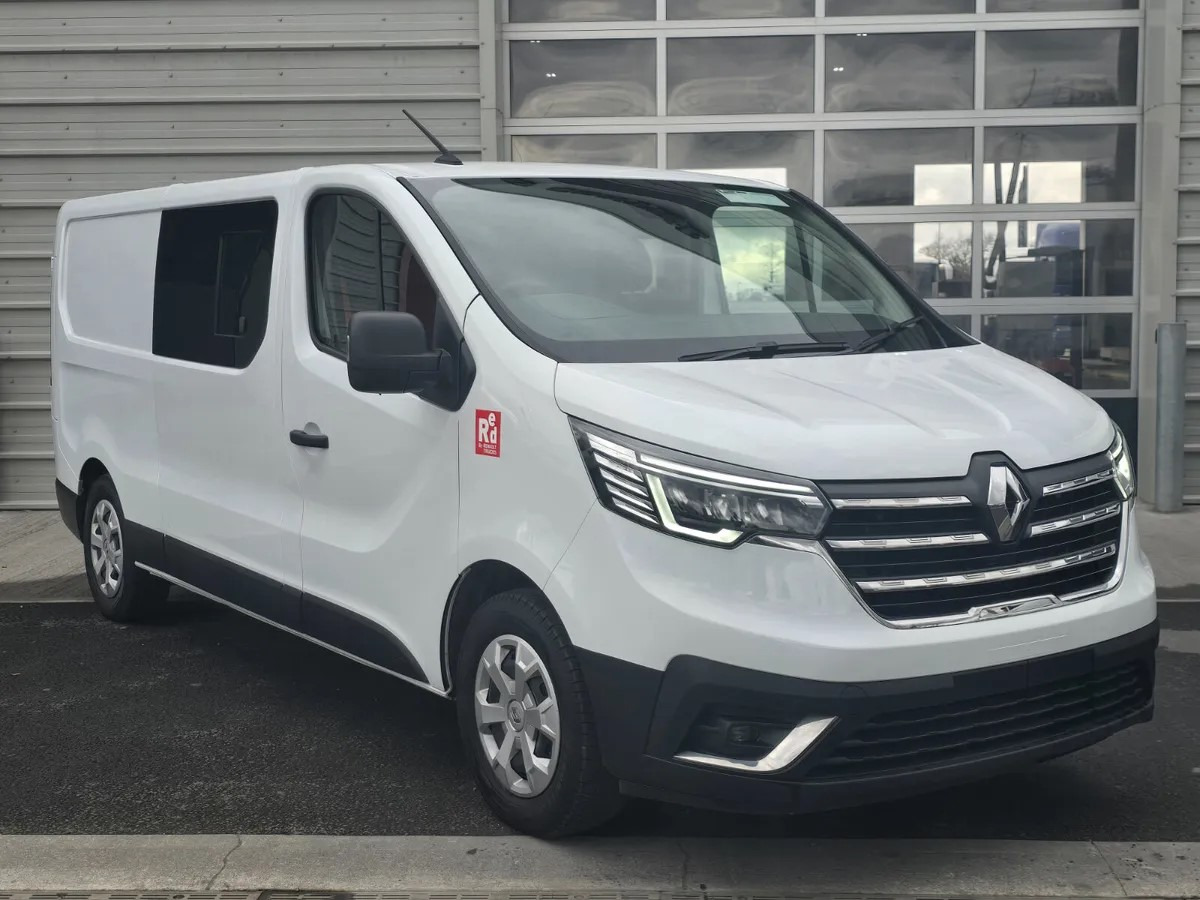 2025 Renault Trafic E-Tech Crew Cab - Combi van: picture 1 2025 Renault Trafic E-Tech Crew Cab - Combi van: picture 1