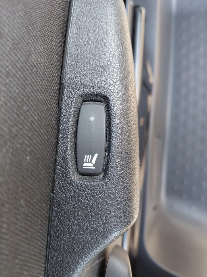 2025 Renault Trafic170HP Auto - Panel van: picture 2 2025 Renault Trafic170HP Auto - Panel van: picture 2