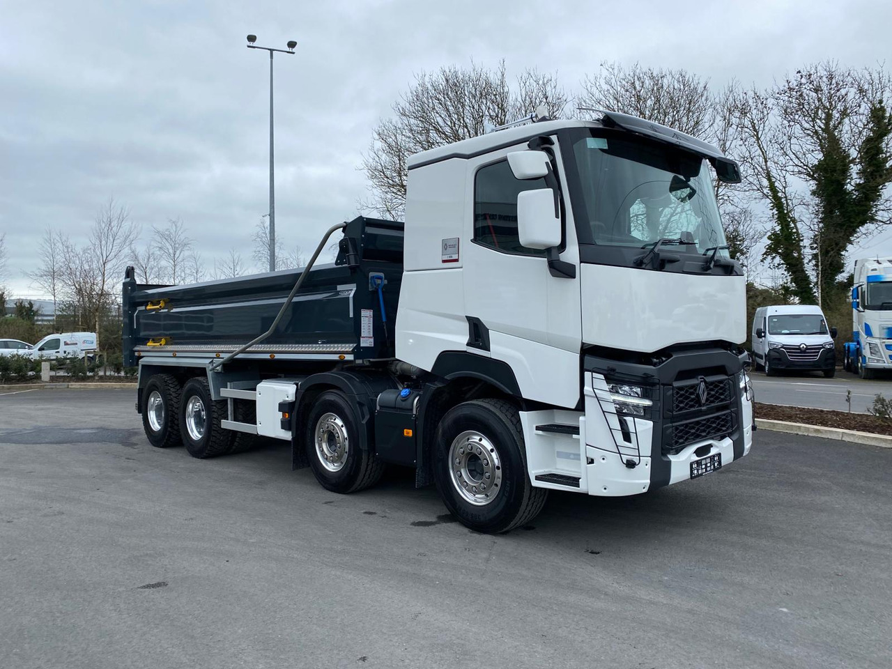 NEW Renault Trucks C Range Tipper - Tipper: picture 1 NEW Renault Trucks C Range Tipper - Tipper: picture 1