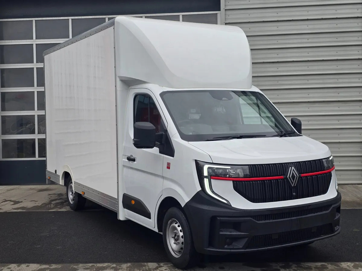 New Renault Master Platform Cab 4.3 x 2.5 - Closed box van: picture 1 New Renault Master Platform Cab 4.3 x 2.5 - Closed box van: picture 1