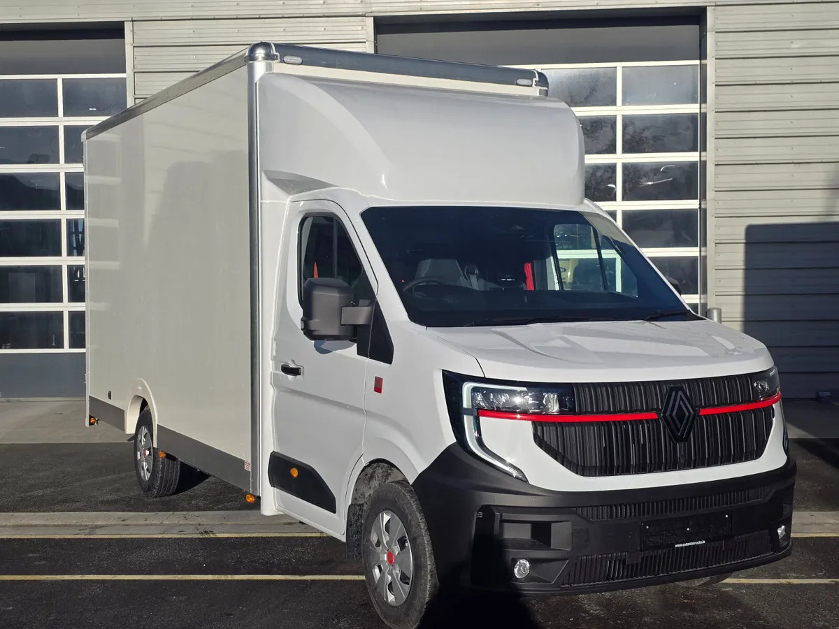 New Renault Master Platform Cab 4.5 x 2.5 - Closed box van: picture 1 New Renault Master Platform Cab 4.5 x 2.5 - Closed box van: picture 1