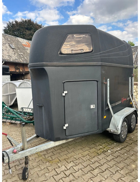 Hotrarijs Hotra E-force 2-Paards polyester trailer - Horse trailer: picture 1 Hotrarijs Hotra E-force 2-Paards polyester trailer - Horse trailer: picture 1