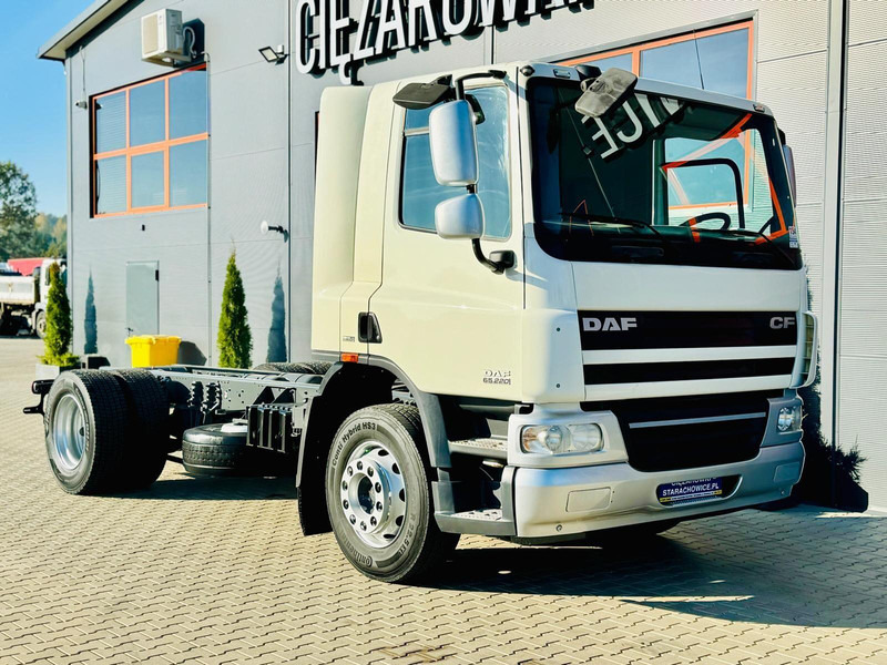 DAF DAF DAF CF 65.220 E5 // rama pod zabudowę !! // wywrotka kiper b - Cab chassis truck: picture 4 DAF DAF DAF CF 65.220 E5 // rama pod zabudowę !! // wywrotka kiper b - Cab chassis truck: picture 4