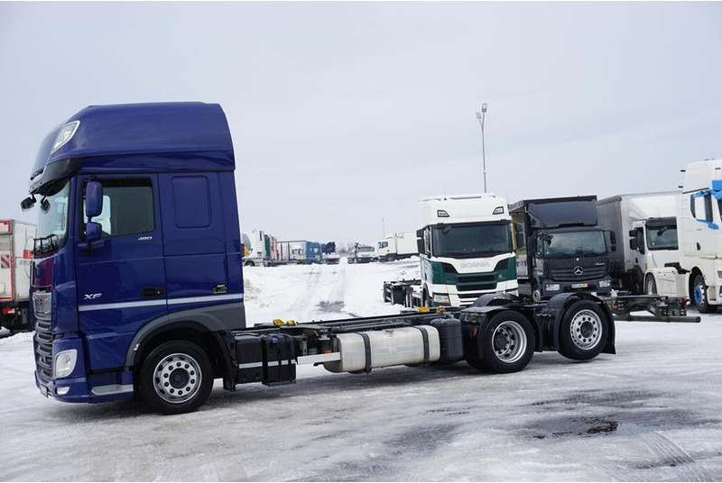 DAF XF / 480 / ACC / EURO 6 / SSC / MEGA / BDF / 7,82 M / RETARDER / - Cab chassis truck: picture 3 DAF XF / 480 / ACC / EURO 6 / SSC / MEGA / BDF / 7,82 M / RETARDER / - Cab chassis truck: picture 3