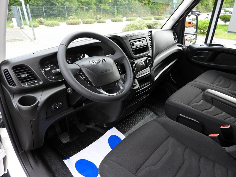 Iveco DAILY 35C17 SKRZYNIA PODWÓJNA KABINA DOKA 7 MIEJSC TEMPOMAT BLIŹ - Open body delivery van: picture 2 Iveco DAILY 35C17 SKRZYNIA PODWÓJNA KABINA DOKA 7 MIEJSC TEMPOMAT BLIŹ - Open body delivery van: picture 2