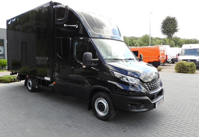 Iveco DAILY 35S18 KONTENER WINDA 8 PALET WEBASTO TEMPOMAT NAWIGACJA LE - Closed box van: picture 4 Iveco DAILY 35S18 KONTENER WINDA 8 PALET WEBASTO TEMPOMAT NAWIGACJA LE - Closed box van: picture 4
