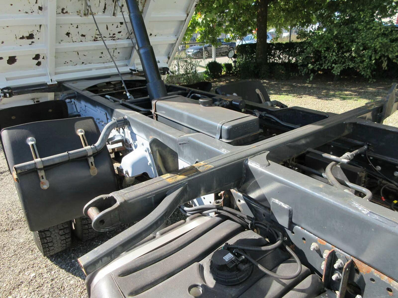 Iveco Eurocargo 120E25 - 3 way tipper - Tipper: picture 5 Iveco Eurocargo 120E25 - 3 way tipper - Tipper: picture 5
