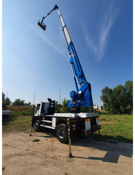 Iveco Eurocargo ML 180 E 24 - Bizocchi KJF 320 lifting basket 32 m - Truck mounted aerial platform: picture 3 Iveco Eurocargo ML 180 E 24 - Bizocchi KJF 320 lifting basket 32 m - Truck mounted aerial platform: picture 3