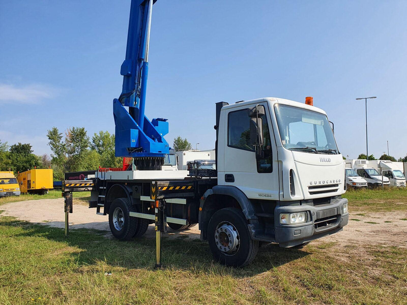 Iveco Eurocargo ML 180 E 24 - Bizocchi KJF 320 lifting basket 32 m - Truck mounted aerial platform: picture 1 Iveco Eurocargo ML 180 E 24 - Bizocchi KJF 320 lifting basket 32 m - Truck mounted aerial platform: picture 1