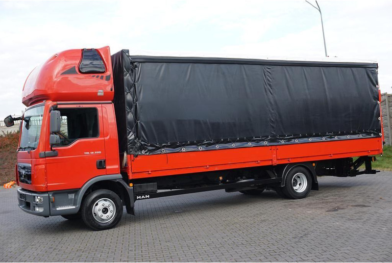 MAN TGL / 12.220 / E 5 / BURTOFIRANKA + WINDA / ŁAD. 5 855 KG / 17 P - Curtain side truck: picture 3 MAN TGL / 12.220 / E 5 / BURTOFIRANKA + WINDA / ŁAD. 5 855 KG / 17 P - Curtain side truck: picture 3