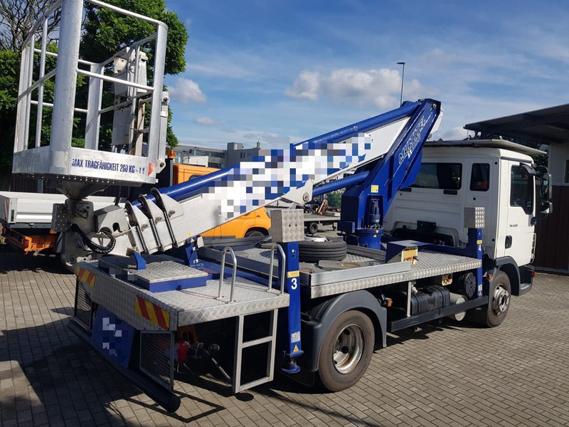 MAN TGL 8.150 22M Multitel - Dropside/ Flatbed truck, Crane truck: picture 4 MAN TGL 8.150 22M Multitel - Dropside/ Flatbed truck, Crane truck: picture 4