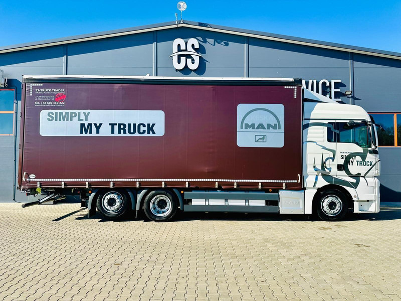Curtain side truck MAN TGX 26.420: picture 7