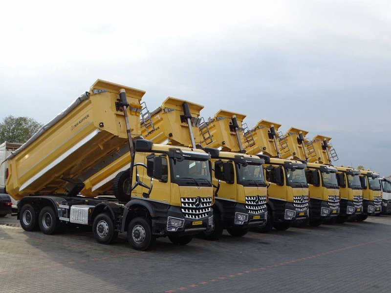 Mercedes-Benz AROCS 4145 / 8x8 / WYWROTKA TYLNOZSYPOWA / KH KIPPER / EURO 6 leasing Mercedes-Benz AROCS 4145 / 8x8 / WYWROTKA TYLNOZSYPOWA / KH KIPPER / EURO 6: picture 13 Mercedes-Benz AROCS 4145 / 8x8 / WYWROTKA TYLNOZSYPOWA / KH KIPPER / EURO 6 leasing Mercedes-Benz AROCS 4145 / 8x8 / WYWROTKA TYLNOZSYPOWA / KH KIPPER / EURO 6: picture 13