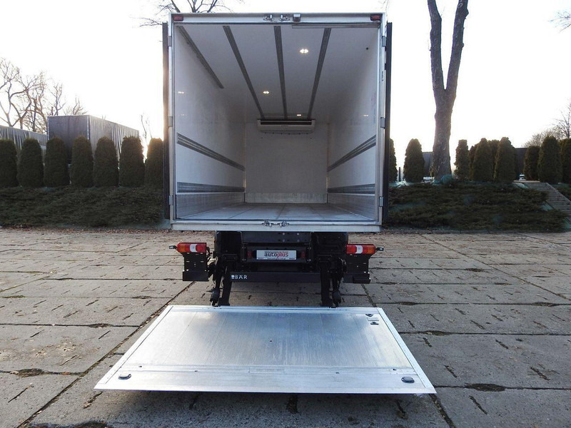 Refrigerator truck Mercedes-Benz ATEGO 12.24 KONTENER CHŁODNIA -10*C WINDA 16 PALET FUNKCJA GRZAN: picture 15 Refrigerator truck Mercedes-Benz ATEGO 12.24 KONTENER CHŁODNIA -10*C WINDA 16 PALET FUNKCJA GRZAN: picture 15