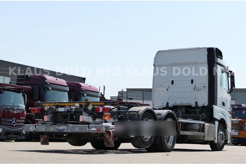Mercedes-Benz Actros 2543 BDF - Container chassis truck - Container transporter/ Swap body truck: picture 4 Mercedes-Benz Actros 2543 BDF - Container chassis truck - Container transporter/ Swap body truck: picture 4