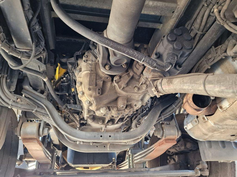 Dropside/ Flatbed truck, Crane truck Mercedes-Benz Arocs 1830: picture 15 Dropside/ Flatbed truck, Crane truck Mercedes-Benz Arocs 1830: picture 15