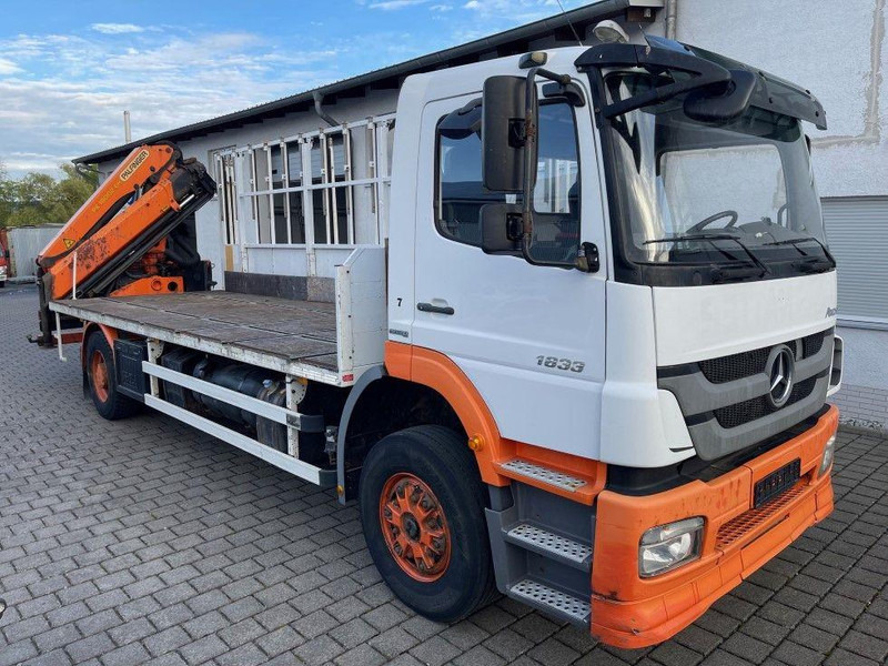 Mercedes-Benz Axor 1833 - Dropside/ Flatbed truck, Crane truck: picture 2 Mercedes-Benz Axor 1833 - Dropside/ Flatbed truck, Crane truck: picture 2
