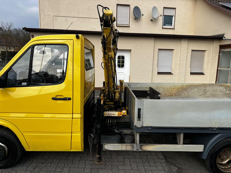 Mercedes-Benz Sprinter 411 CDI / Long flatbed / Crane - Open body delivery van: picture 4 Mercedes-Benz Sprinter 411 CDI / Long flatbed / Crane - Open body delivery van: picture 4