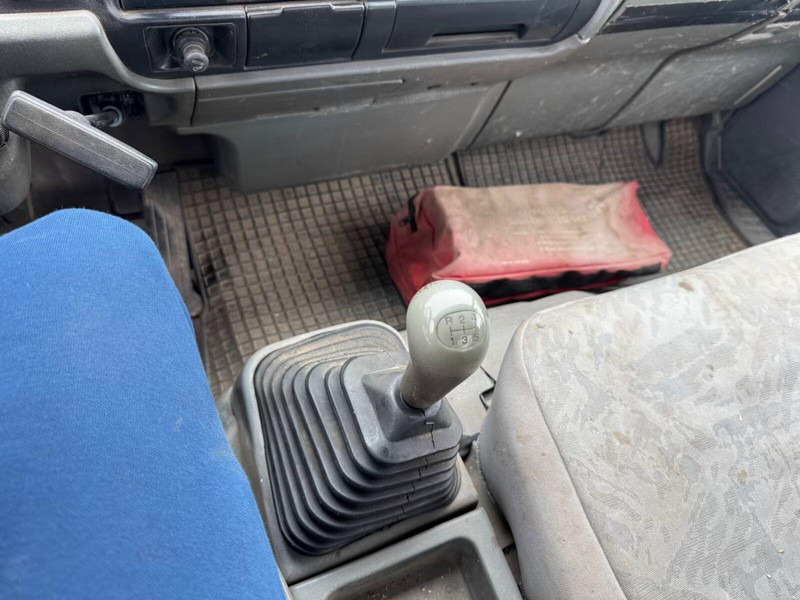 Mitsubishi Canter FE649 - Flatbed truck + crane leasing Mitsubishi Canter FE649 - Flatbed truck + crane: picture 14